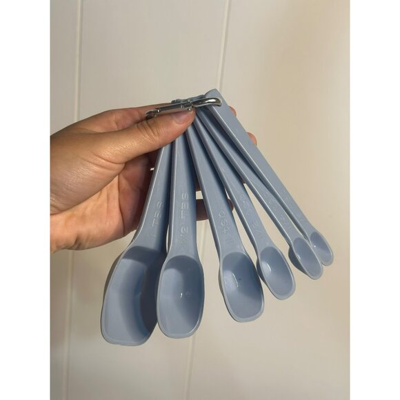 VTG Nesting Measuring Spoons Set of 6 with Ring – Robin Egg Blue Plastic #2236-2 - Picture 2 of 5